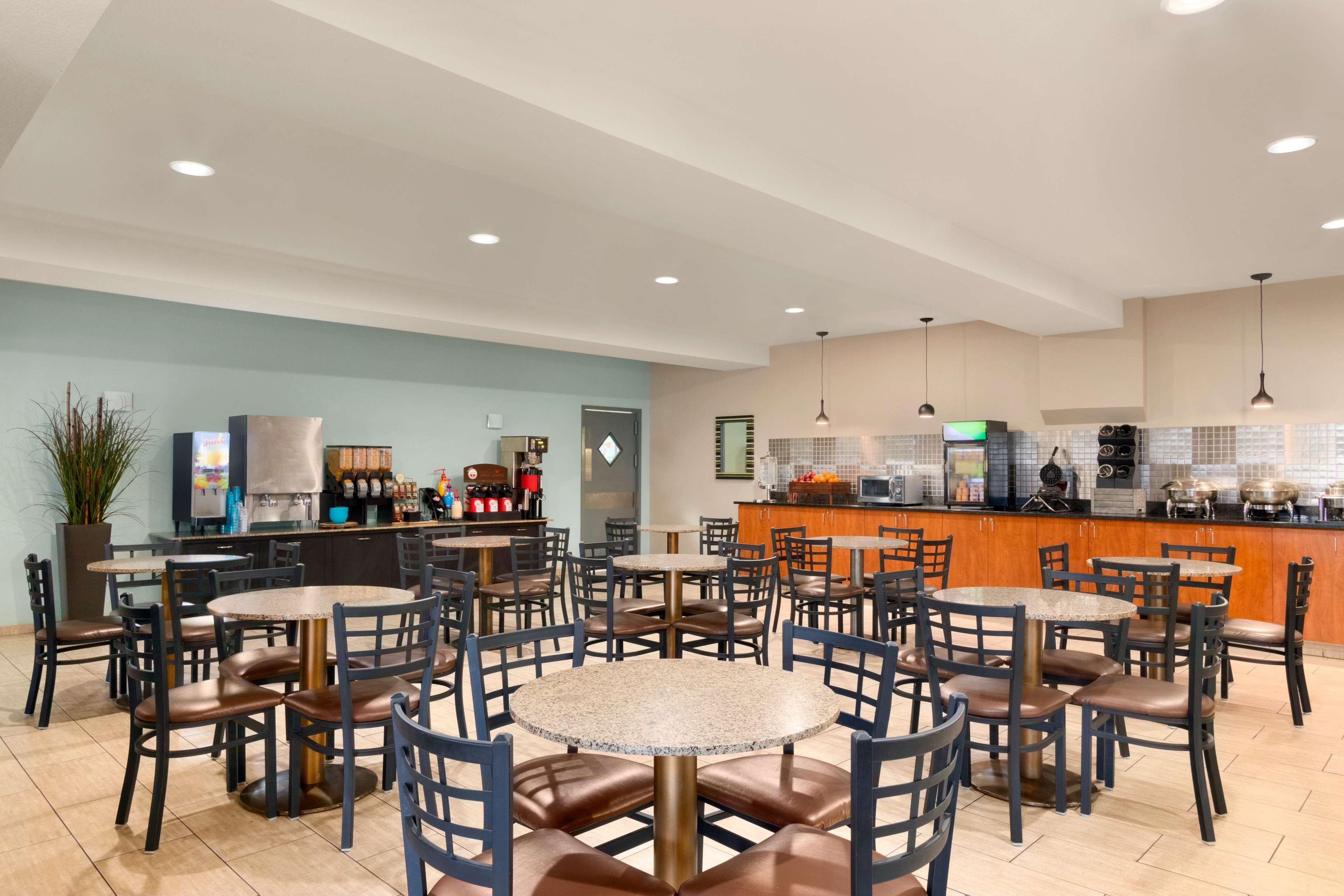 Best Western Plus Peppertree Airport Inn Airway Heights Exterior foto