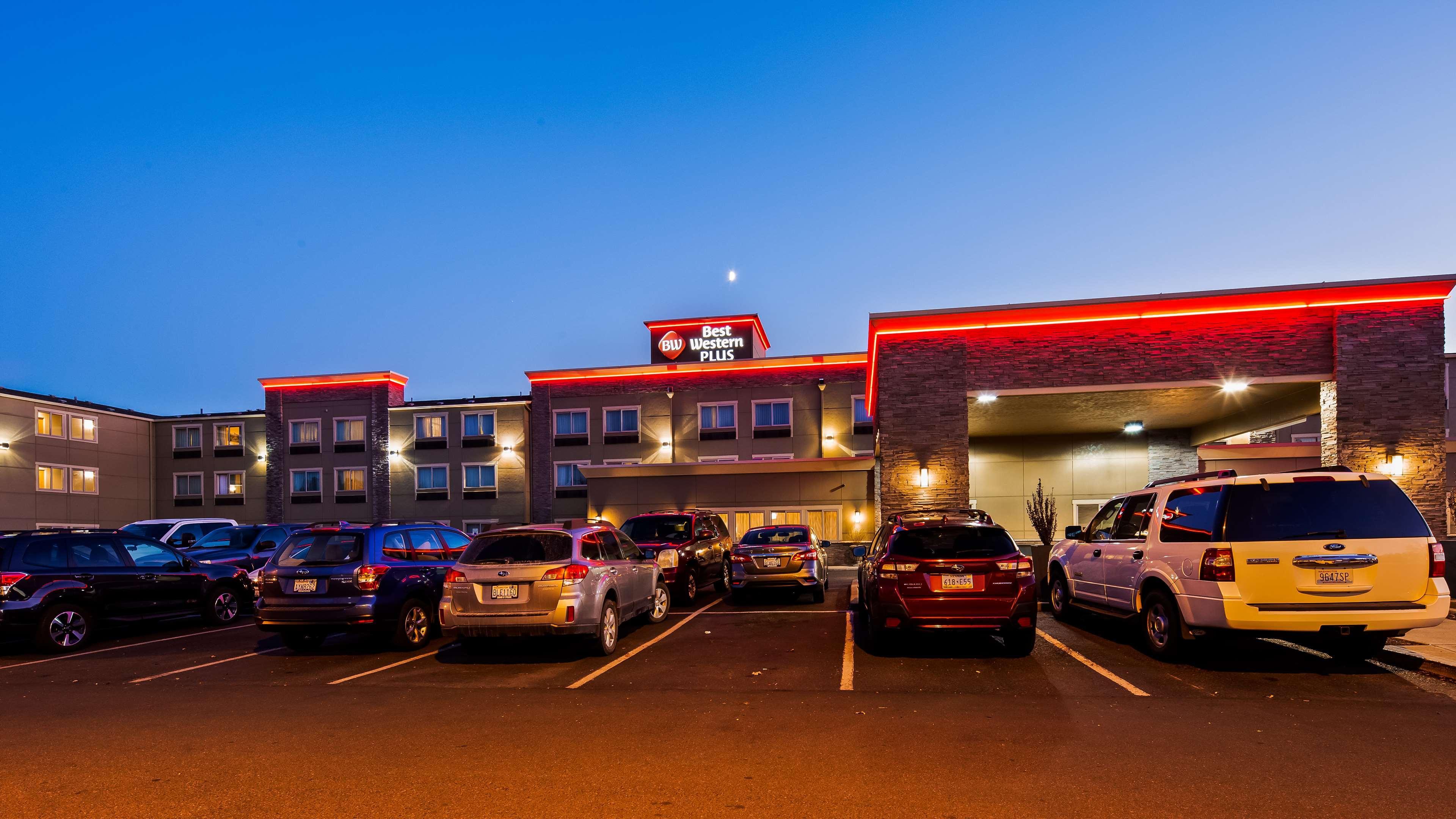 Best Western Plus Peppertree Airport Inn Spokane Exterior foto